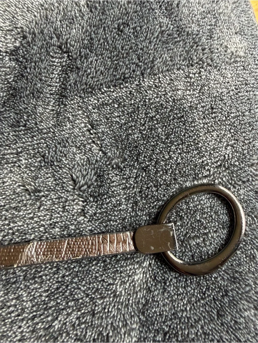 Adjustable Metallic Silver Ring-Loop Skinny Women’s Belt